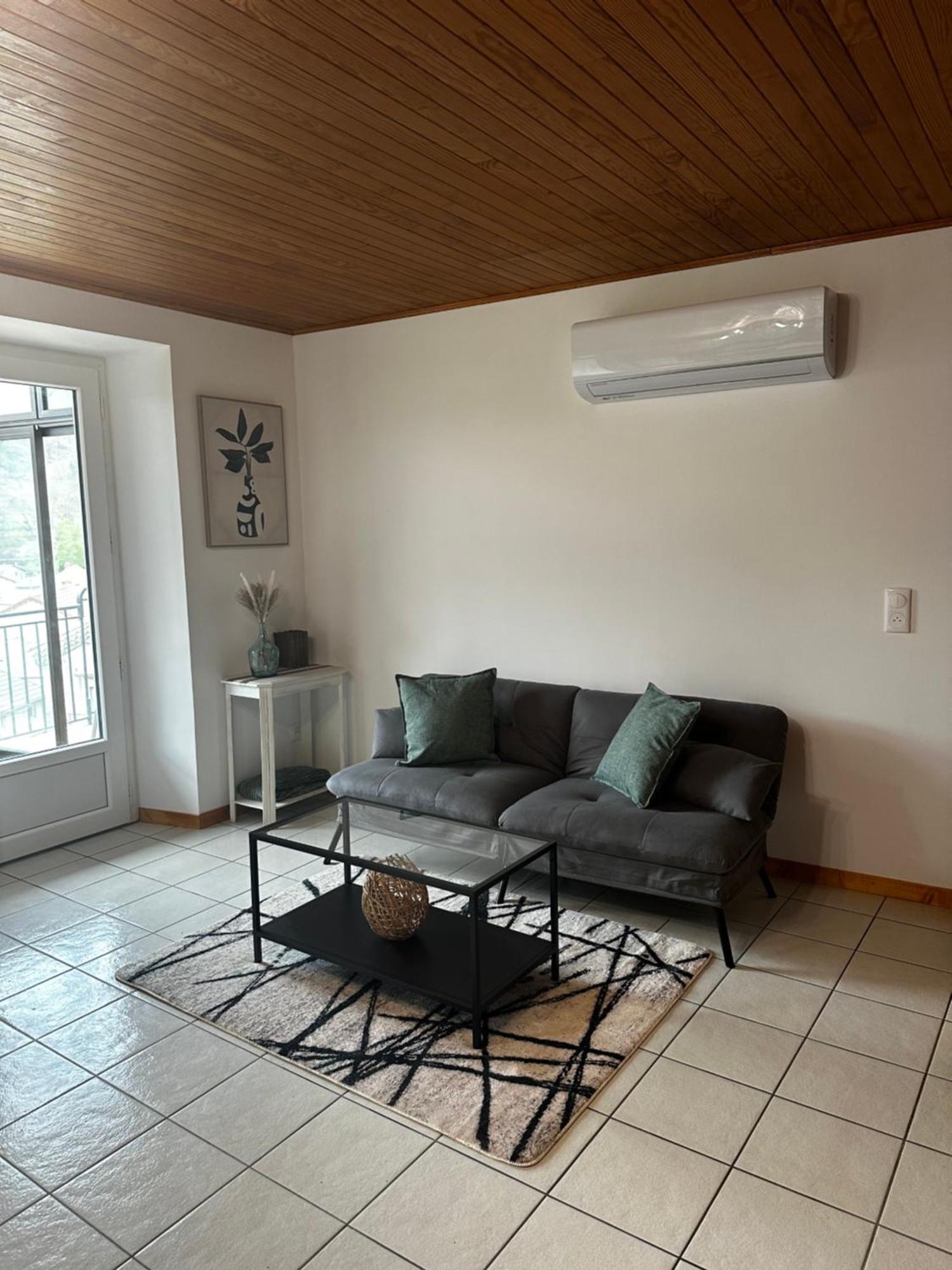 L'hacienda, Maison De Caractere Holiday home *